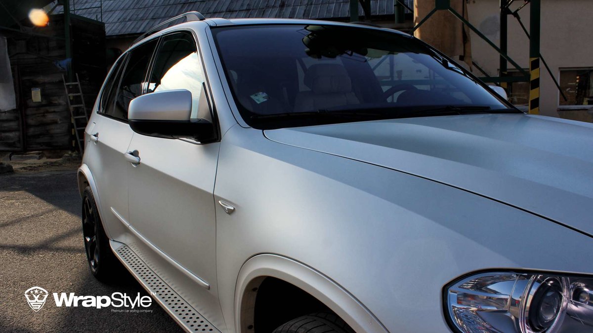 BMW X5 - White Satin wrap - cover