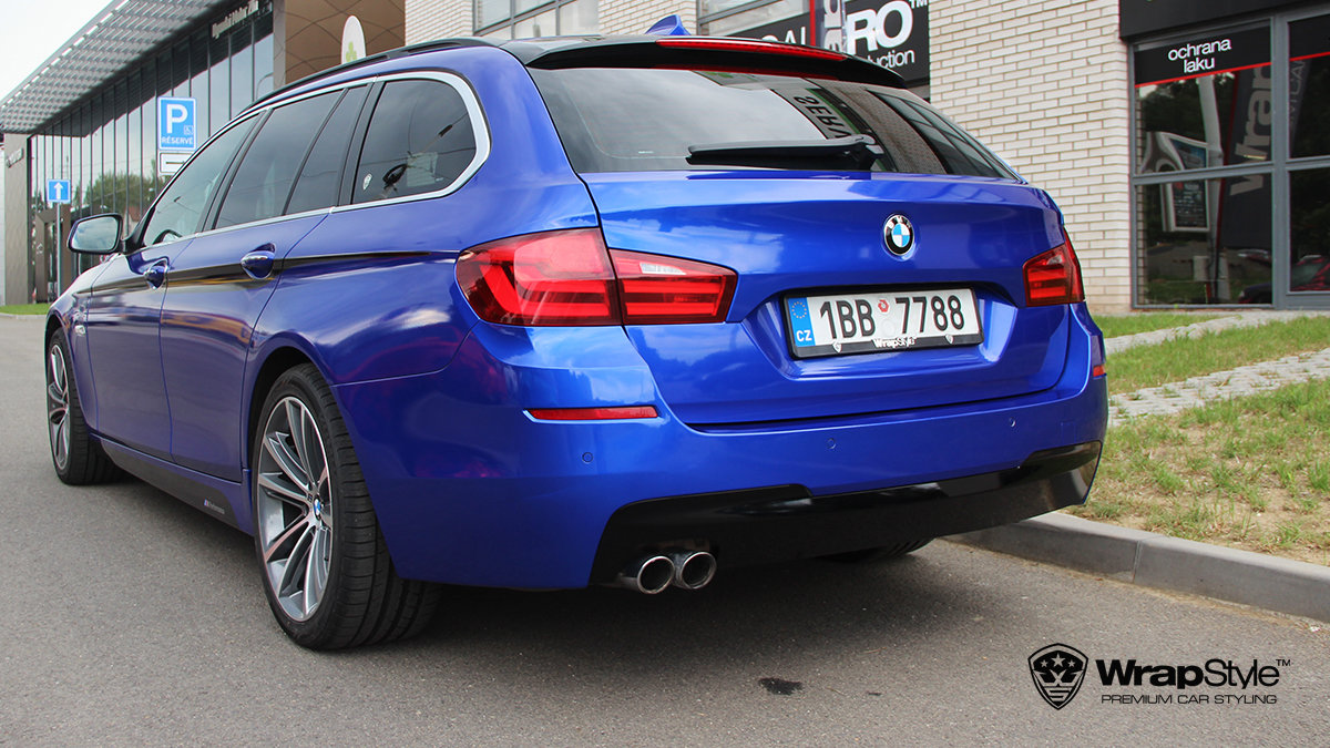 BMW 5 - 3M Cosmic Blue Gloss wrap - cover