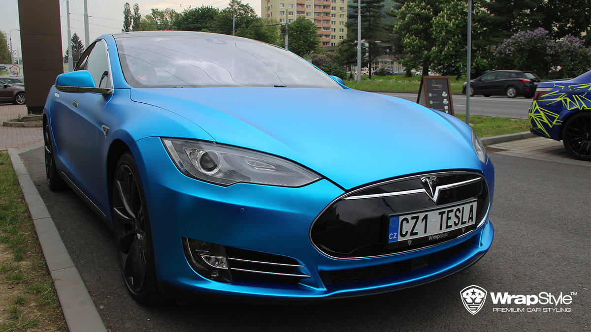 Tesla Model S - Blue Chrome Matt wrap - cover
