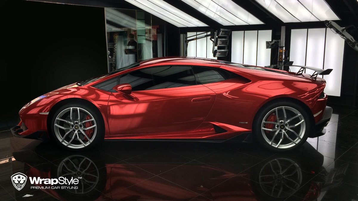 Lamborghini Huracan - Chrome Red wrap - cover