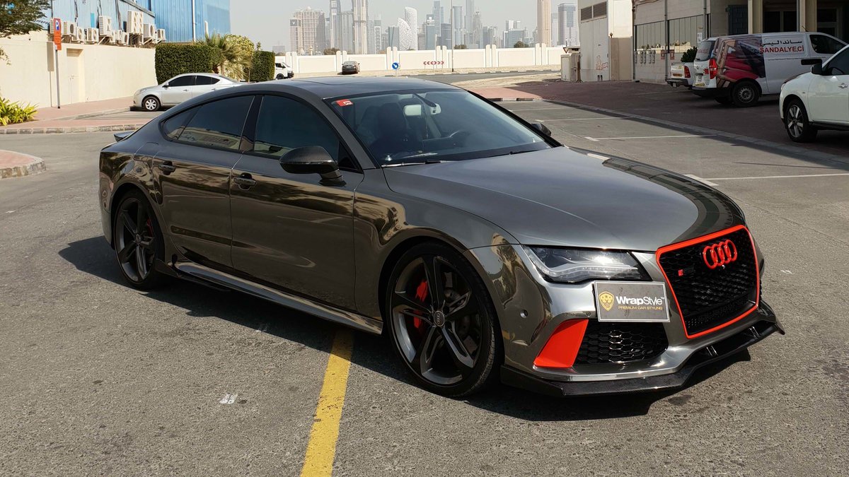 Audi RS5 - Grey Gloss wrap - cover