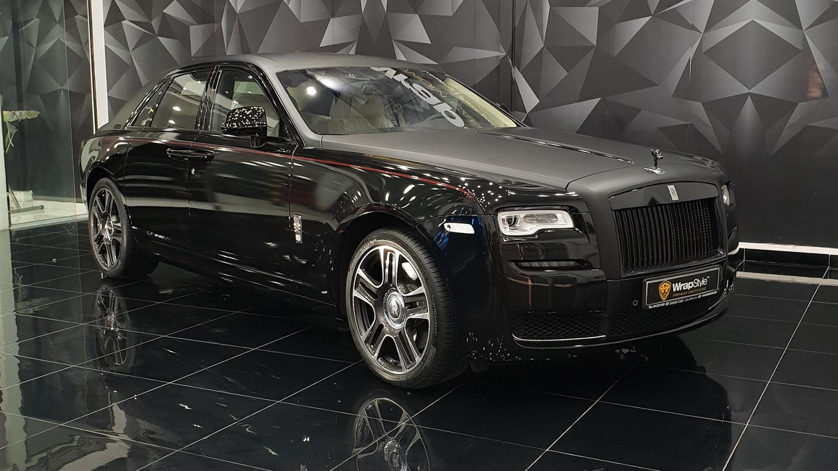 Rolls-Royce Ghost - Black Matt Stripe - cover