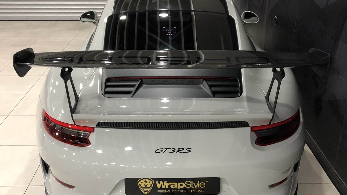 Porsche GT3 RS - Grey Gloss wrap - img 3