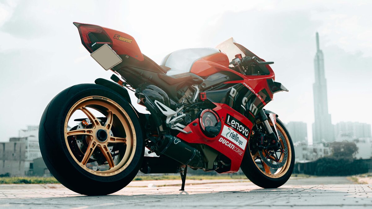 Ducati Panigale V4 - Racing Wrap - img 11