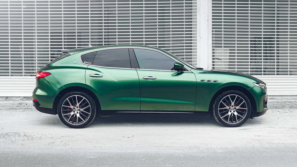 Maserati Levante - Racing Green Wrap - img 2