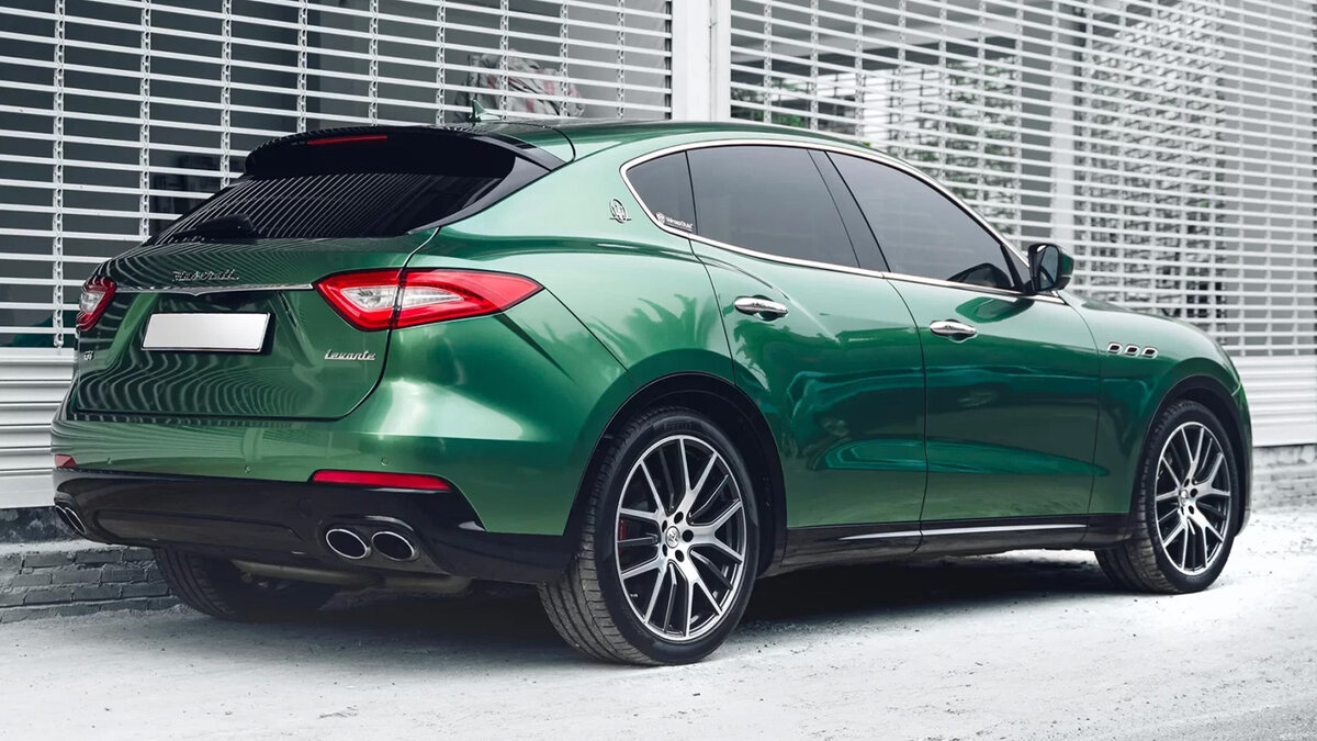 Maserati Levante - Racing Green Wrap - img 4