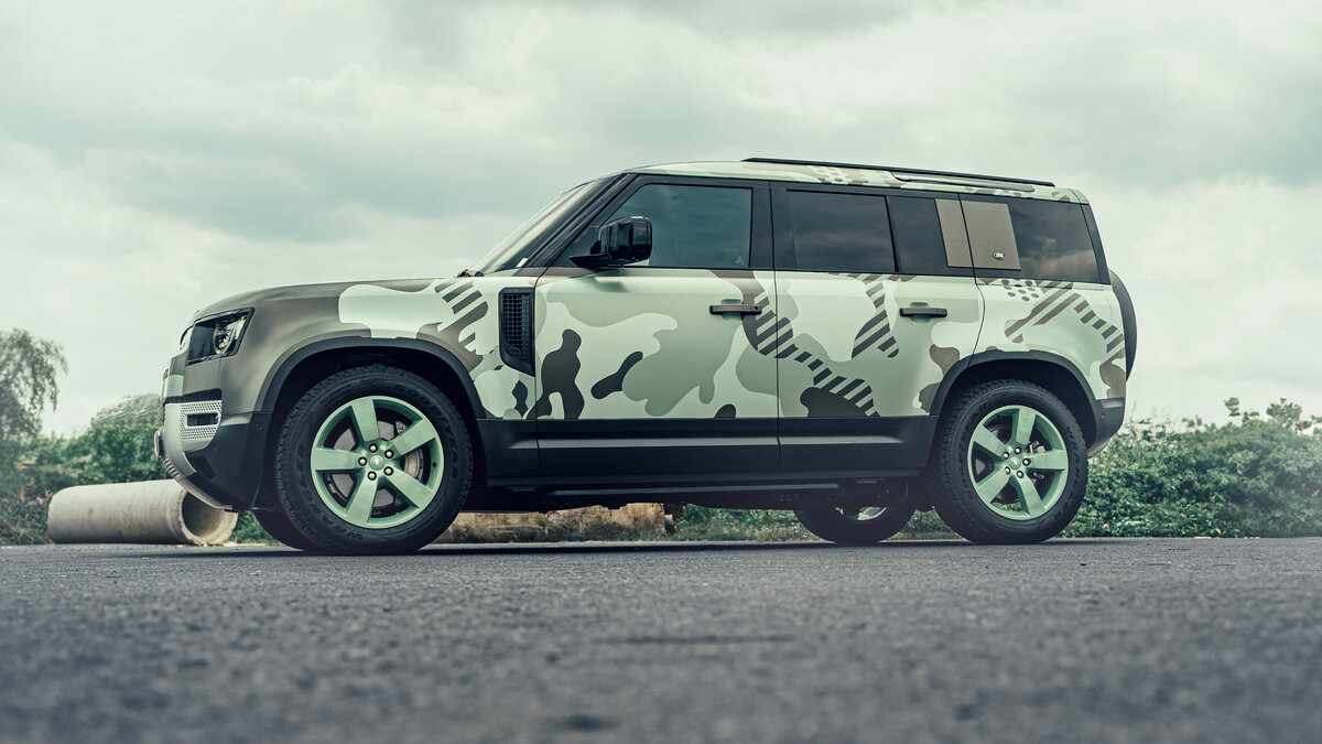 Land Rover Defender 75th Limited Edition - Green Camo Wrap - cover