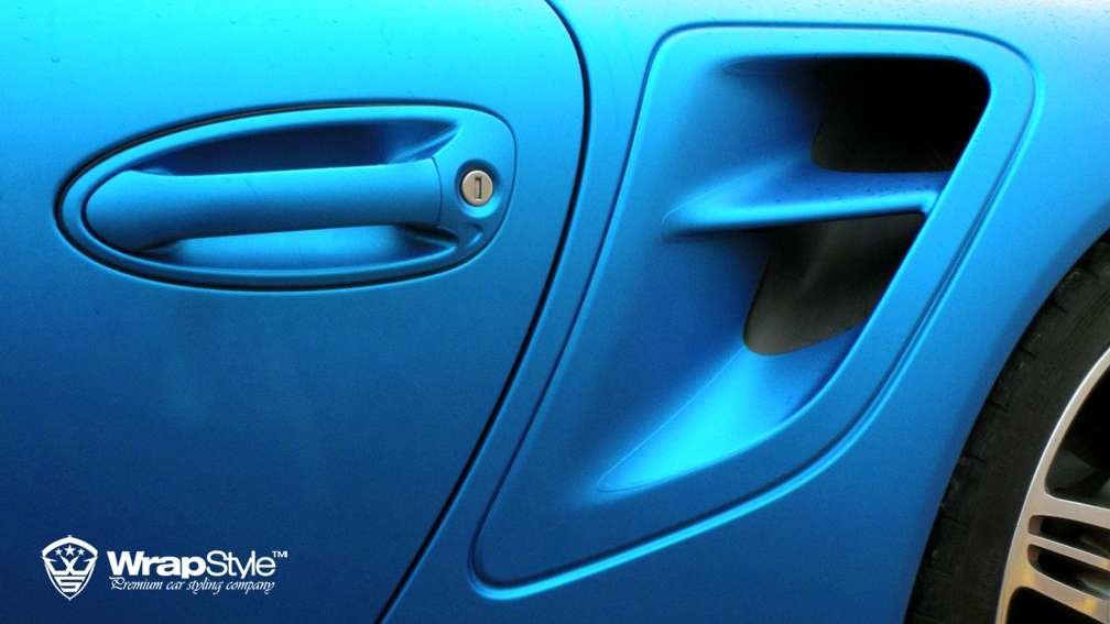 Porsche Carrera - Blue Aluminium wrap - img 2