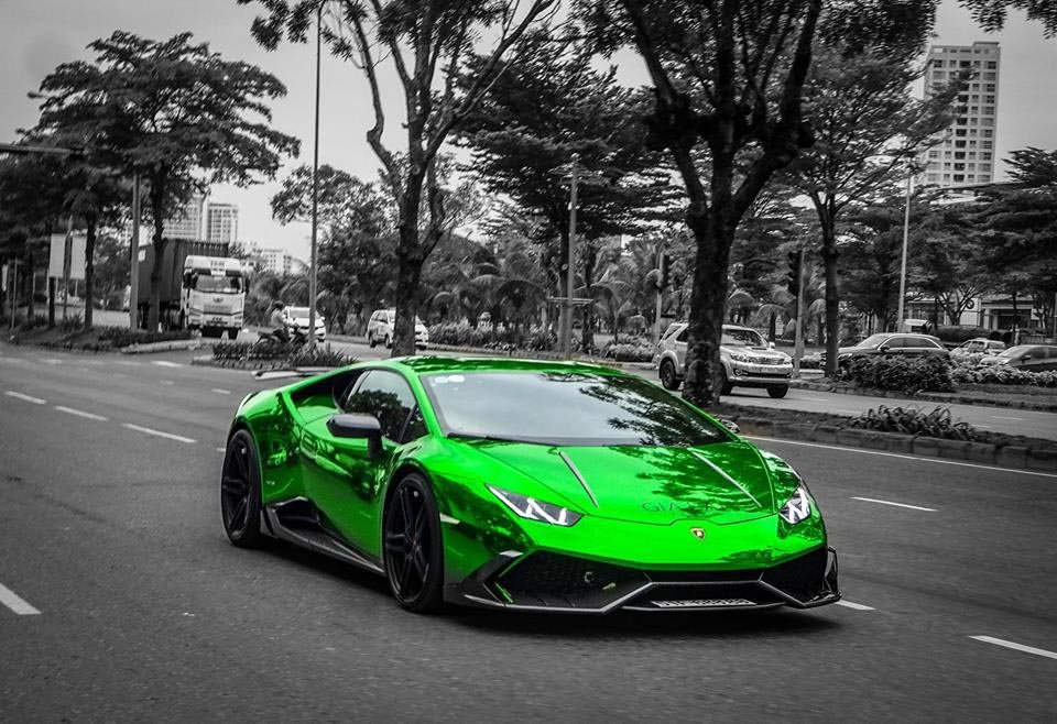 Lamborghini Huracan - Green Chrome wrap | WrapStyle