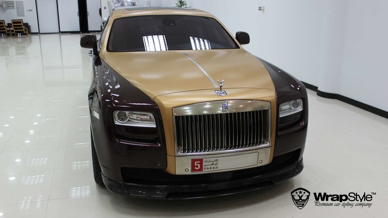 Rolls-Royce Phantom - Gold Gloss Stripe wrap