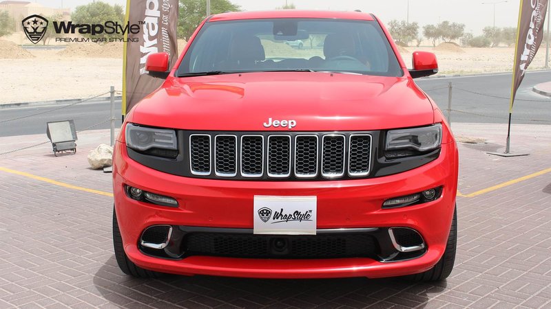 Jeep Grand Cherokee SRT carmine red gloss - cover small
