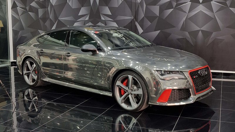 Audi RS5 - Chrome wrap