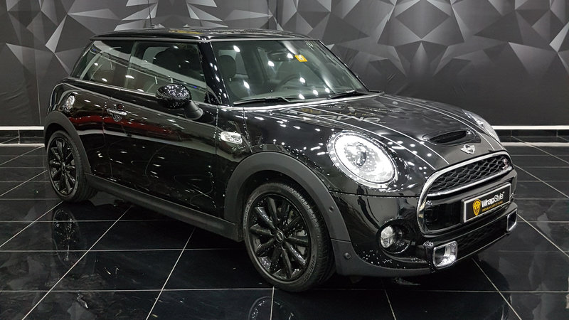 Mini Cooper - Black Gloss wrap