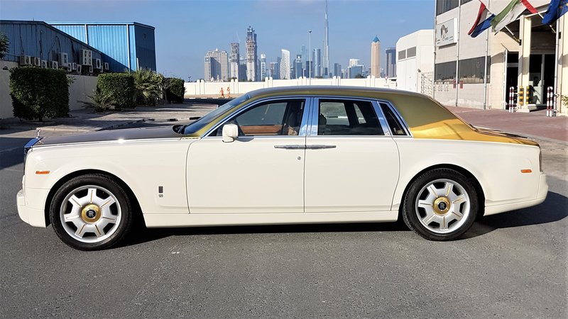 Rolls-Royce Phantom - Gold Roof wrap - img 1 small