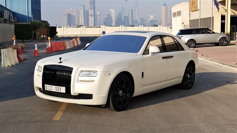 Rolls-Royce Ghost - White Satin wrap - img 2 small