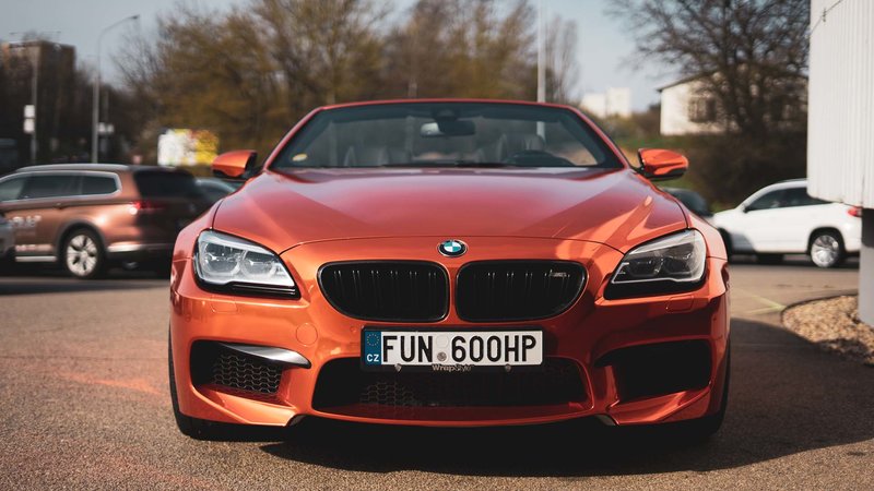 BMW M6 - Bronze Chrome wrap