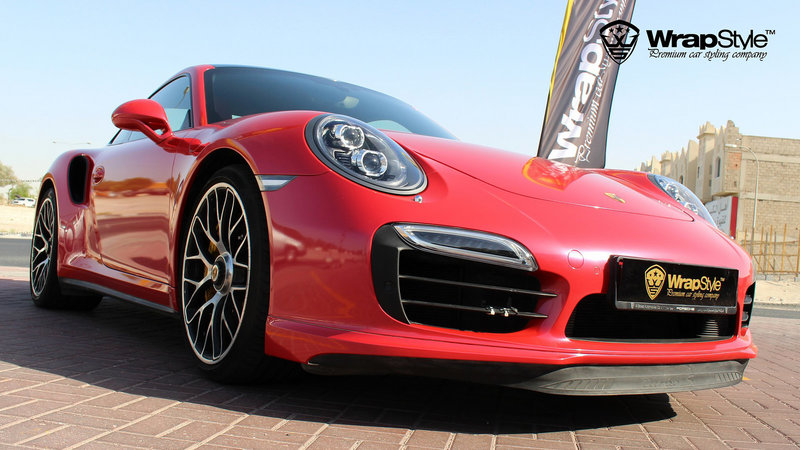 Porsche 911 Turbo - Red Gloss wrap - img 3 small