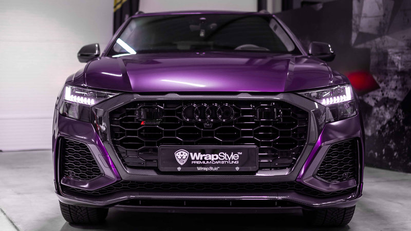Audi RS Q8 - Purple Black Iridescent - img 1 small
