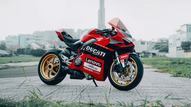 Ducati Panigale V4 - Racing Wrap