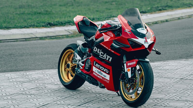 Ducati Panigale V4 - Racing Wrap - img 3 small