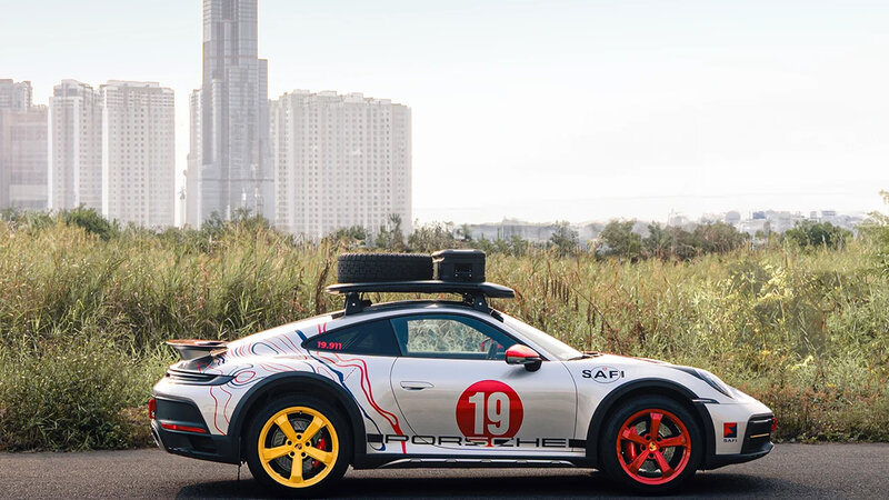 Porsche 911 Dakar - Rally Wrap - img 7 small