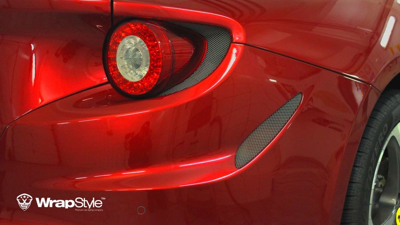 Ferrari FF - Red Gloss wrap - img 5 small